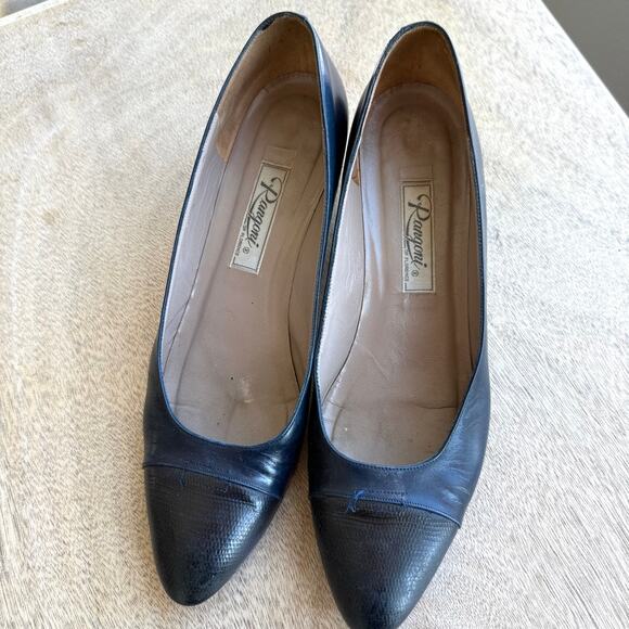 Rangoni Florence Leather Navy with Black Cap Toe Pumps 9 Vintage Italy 2” Heel